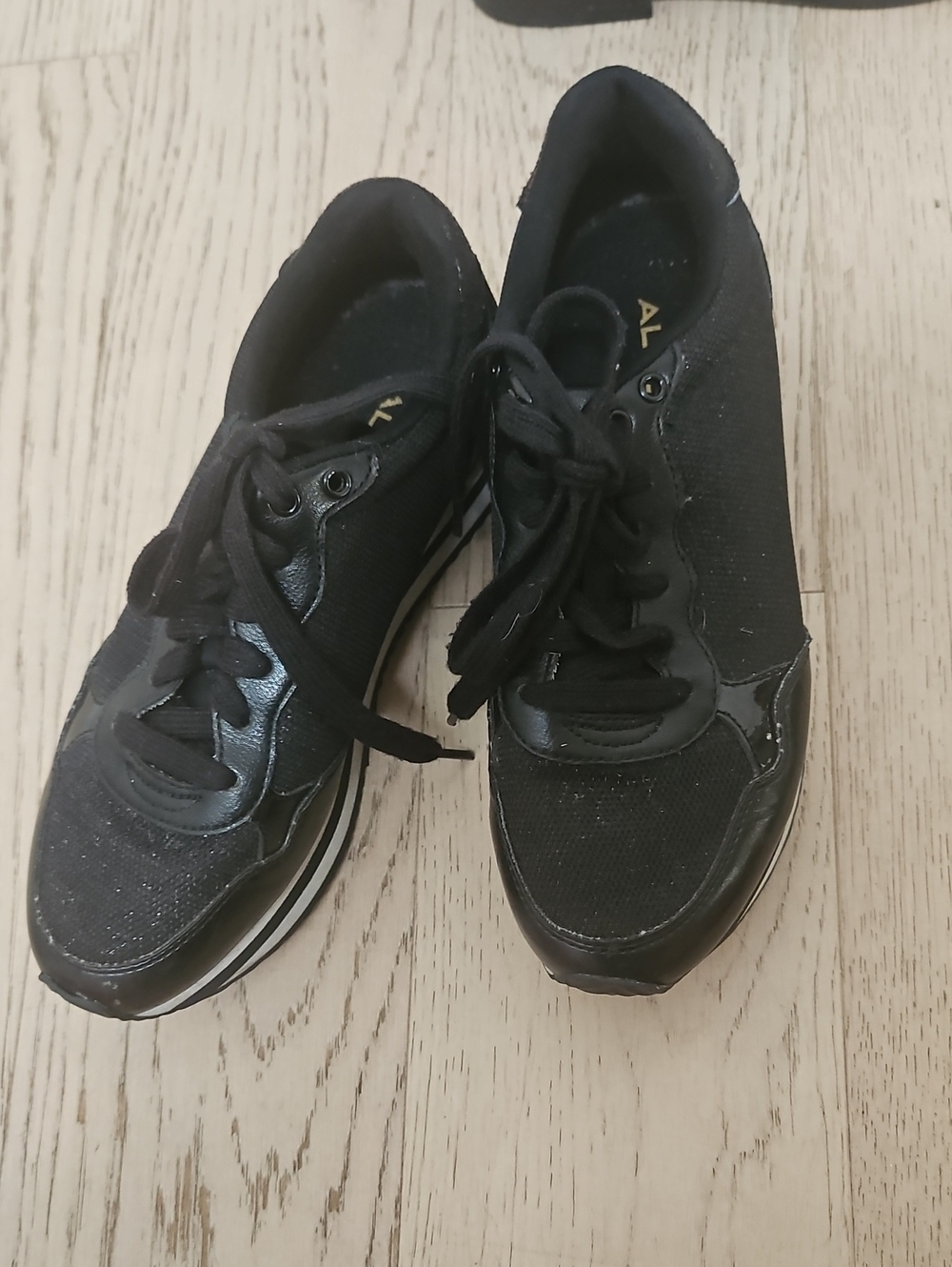 Aldo Women's Black Sparkly Lace-Up Casual Sneakers